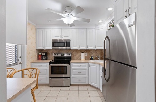 Bel Air Condo | Your Ideal Beach Escape Steps from Amenities