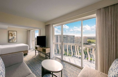 Isla Verde Hotel | Enjoy Beach Life: Pet-Friendly Hotel with Pool Access