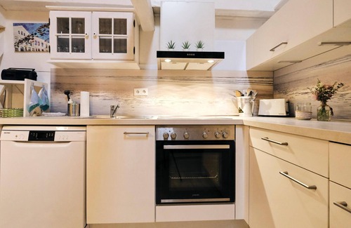 Flensburg Apartment | Historic Flensburg Apartment in the Heart of Old Town