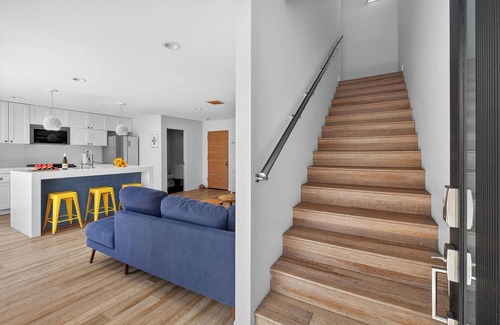 The Strand House | Your Coastal Getaway in Manhattan Beach Awaits