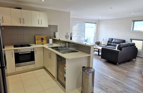 Clarkson House | Your comfortable family getaway home
