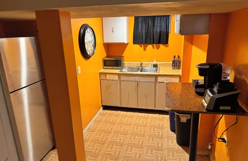 Chicago House | Your Comfortable Escape Near Rosemount & O'Hare Airport