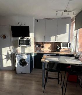Dzirciems Apartment | Family-Friendly Retreat in Vibrant Riga – Rated 9.6/10!