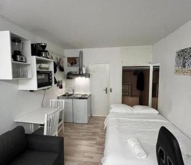 Tarnby Kommune Apartment | Your Cozy Studio - Just Minutes from Copenhagen Airport