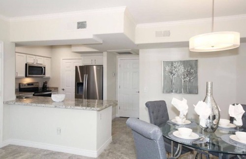 North Scottsdale Apartment | Designer Condo with Pool & Spa - Rated 10/10 by Guests!