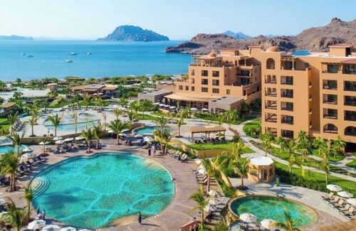 Loreto Resort | Your Dream Golf Tournament Accommodations Await - 2 Bedrm Luxury Suite