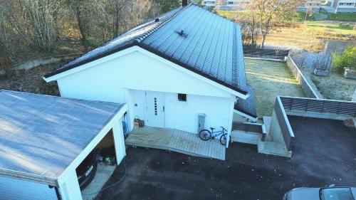 Laksevag Apartment | Budget-Friendly Studio Getaway in Bergen for Families