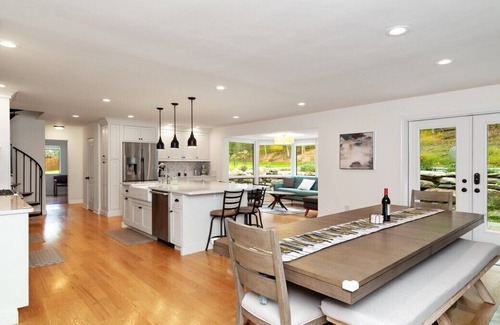 Goshen House | Your Family Getaway - 1 Hour from NYC! Hudson Valley Charm w/ Modern Upgrades!