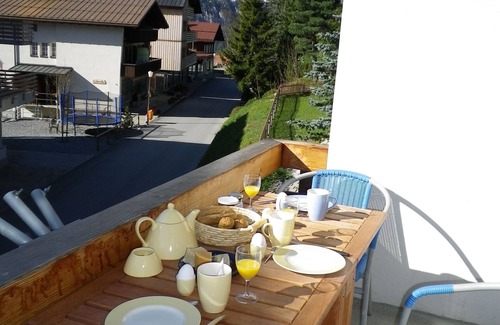 Murren Apartment | Your family home in beautiful Mürren with 3 bedroomsnGreat for hiking and skiing