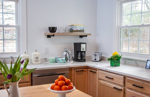 Boiceville House | Discover The Little Silver Guesthouse: A Classic Catskills Retreat