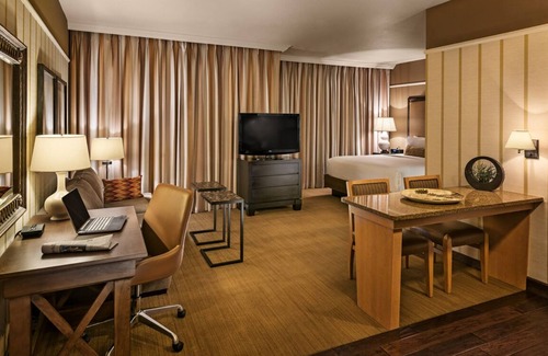 Gainey Village Villas Hotel | Discover Scottsdale's Wonders: Elegant Pet-Friendly Suites