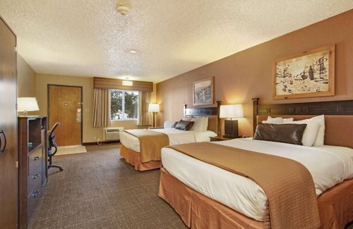 Bryce Canyon Hotel | Your Gateway to Adventure! Swimming Pool, Free Breakfast, Pets Allowed!