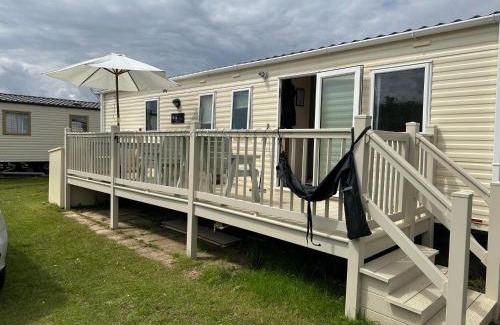 Heacham Resort | Your Happy Place - 8 Berth Caravan 5 minutes from lovely sandy beach
