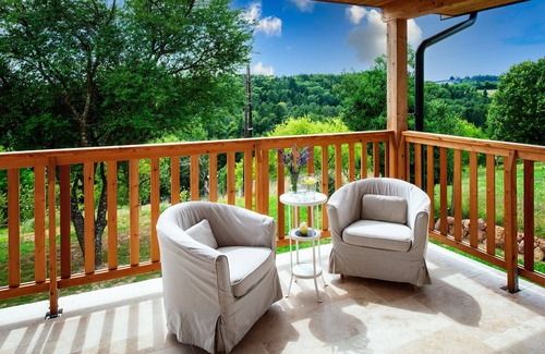 Hartmannsdorf House | Experience DAS MASCHANSKER: Ocean View Retreat with Pool