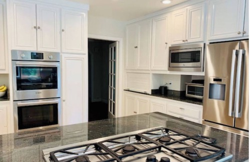 Greenbrae House | Find Your Ideal Thanksgiving Retreat by the Ocean
