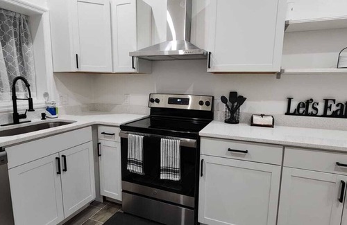 Orlando House | Perfect Getaway: Your Home Away from Home Awaits!