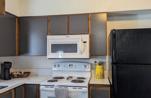 Payette House | Your Ideal Retreat with Ocean Views and Family Amenities