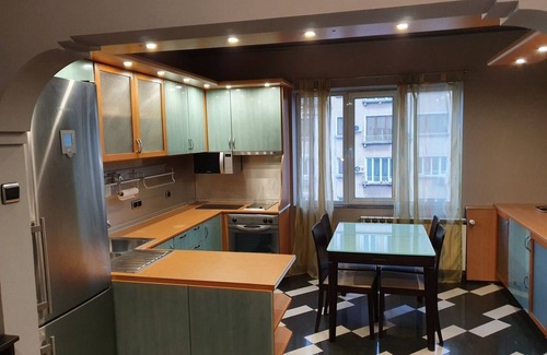 Sofia Apartment | Your Cozy Retreat: Pet and Child Friendly Getaway