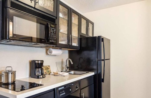 Hancock Resort | Your Home Away From Home! Short Drive to McKinney Falls State Park, Pet-Friendly
