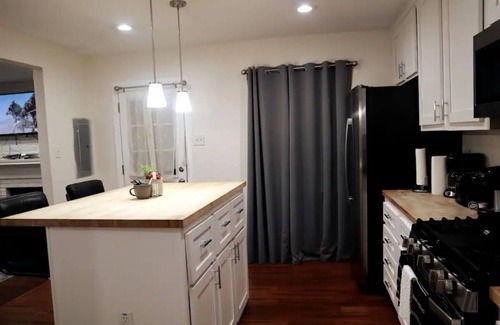 Cedar Crest House | Discover Your Cozy Retreat in Central Dallas