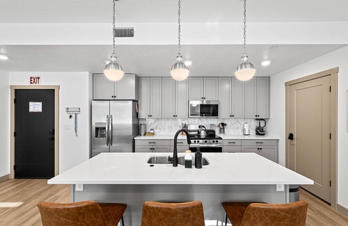 St. George Condo | Your home base for your Southern Utah Adventure! Near Zion Nat. Park/St George