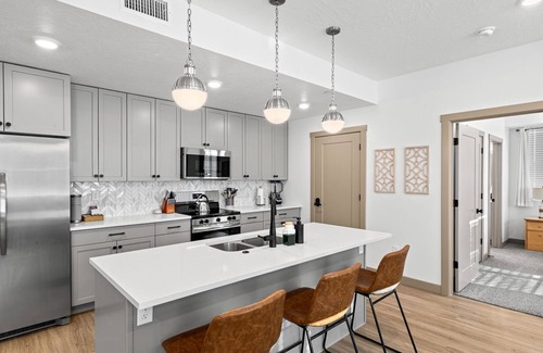 St. George Condo | Your home base for your Southern Utah Adventure! Near Zion Nat. Park/St George