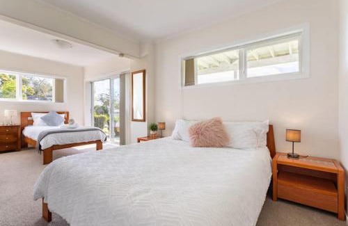 Shelly Park Apartment | Family-Friendly Stay at Cockle Bay with Great Guest Ratings