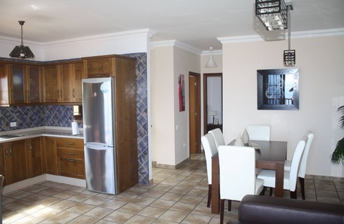 Los Llanillos House | Discover Your Ideal Escape in La Frontera with Family Amenities