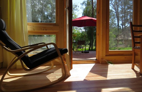Rutenberg House | Relaxing Lakeside Retreat with Sauna & Pool Access