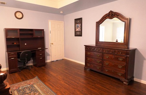 Wetmore House | Your Perfect Getaway Near UTSA & Six Flags Awaits