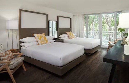 Rock Harbor Hotel | Your Key Largo Getaway Awaits: Pets Welcome, Ocean Views