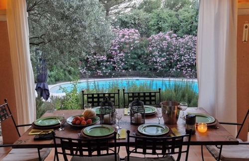 Malemort-du-Comtat Villa | Discover Your Family's Air-Conditioned Retreat in Provence