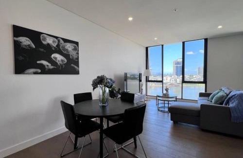 Wentworth Point Apartment | Elegant Weekend Escape at Wentworth Point Hotel
