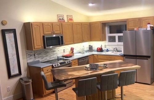 Hiawassee House | Mountain Escape: Year-Round Views and Family-Friendly Fun