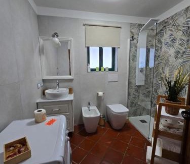 Path of the Gods House | Cozy Retreat on the Path - Guest Rated 7.8/10