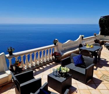 Path of the Gods House | Cozy Retreat on the Path - Guest Rated 7.8/10