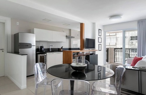 Ipanema Apartment | Your Oasis Awaits