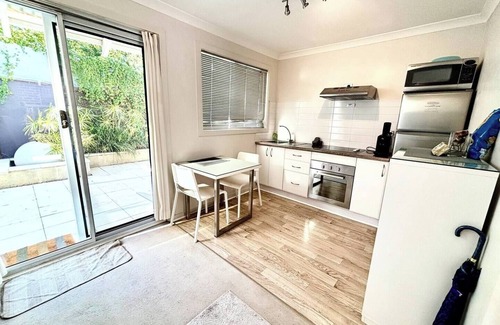 East Perth House | Your Oasis in the Heart of East Perth