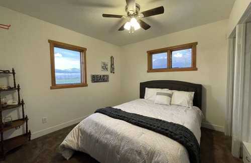 Caldwell Other | Discover Your Own Private Idaho with Ocean View & Spa