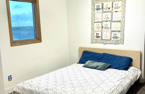 Caldwell Other | Discover Your Own Private Idaho with Ocean View & Spa