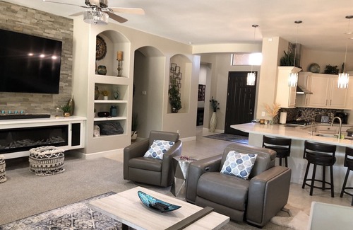 Palm Valley House | Idyllic Desert Oasis: Top-Rated Pool & Spa Retreat