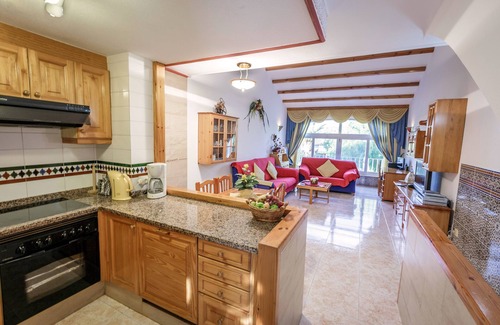 Gran Alacant House | Unwind at Gran Vista: Oceanfront Bliss Awaits You