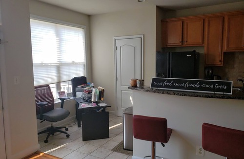 Gaithersburg House | Ideal Family Retreat with Kitchen and Child-Friendly Amenities