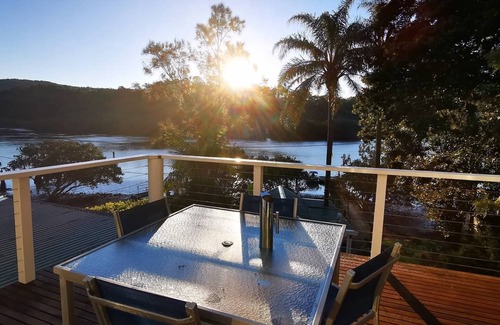 Cowan House | Discover Your Ideal Waterfront Retreat with Pool & Spa