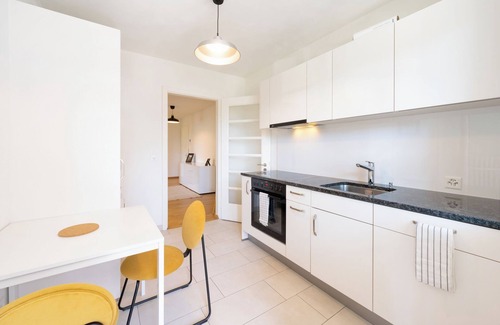 Langstrasse Apartment | Your Perfect Zurich Getaway With 3 Bedrooms & WIFI