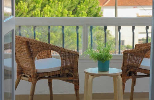 Estoril Apartment | Your Place in Estoril. 4 min Walking to the Beach With Amazing sea View!