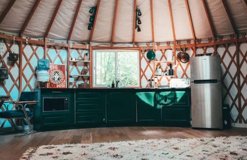 Nevada City Cabin | Private Yurt Retreat in the Woods - 9.8 Rated & Pet Friendly