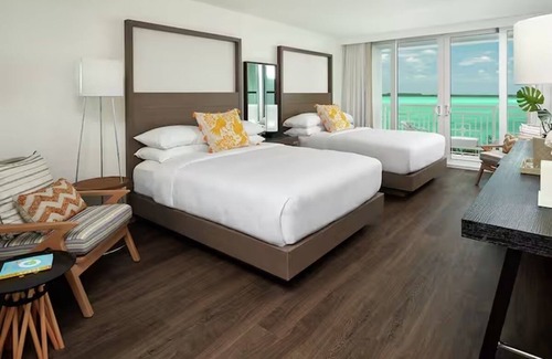 Rock Harbor Hotel | Relaxing Oceanfront Retreat with 2 Pools & Pet-Friendly Units