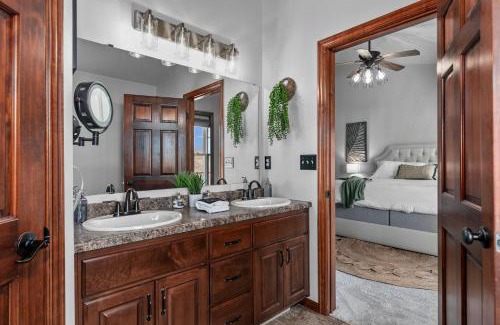 Appleton House | Gala Family Resort: Spa, Pool & Oceanfront Bliss Await