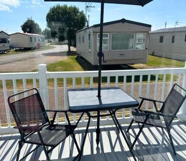 Clacton-on-Sea House | Your Seaside Escape at St Osyth Modern caravan with decking and wifi and parking Nr to Clacton on Sea